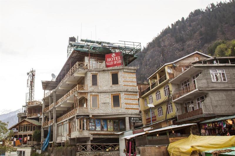 Hotel Valley Of Gods Manāli Dış mekan fotoğraf