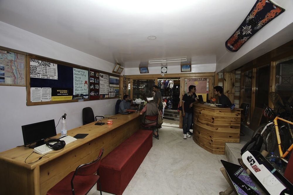 Hotel Valley Of Gods Manāli Dış mekan fotoğraf