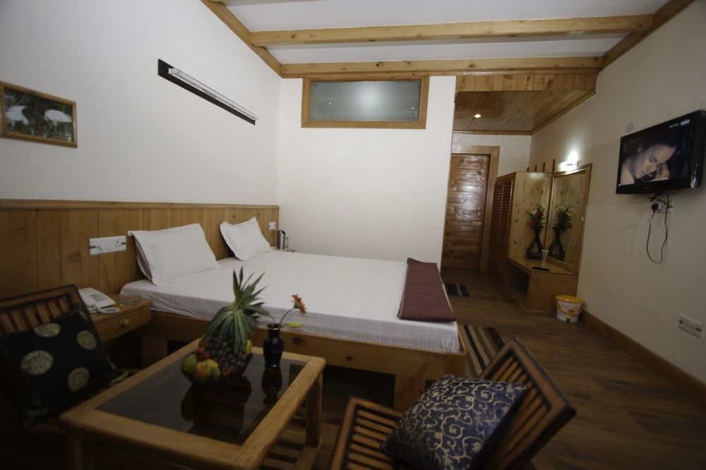 Hotel Valley Of Gods Manāli Dış mekan fotoğraf